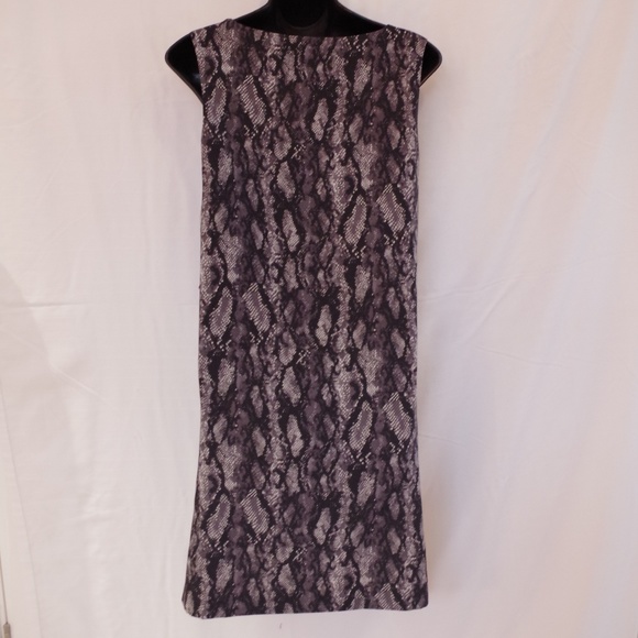 H&M Lightweight Snakeskin Print Shift Dress- Sz. 4 - Picture 3 of 4